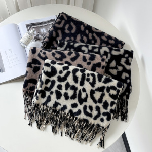 Retro Wintersjaal Voor Dames Van Polyester Met Luipaardprint h5 Afbeelding2