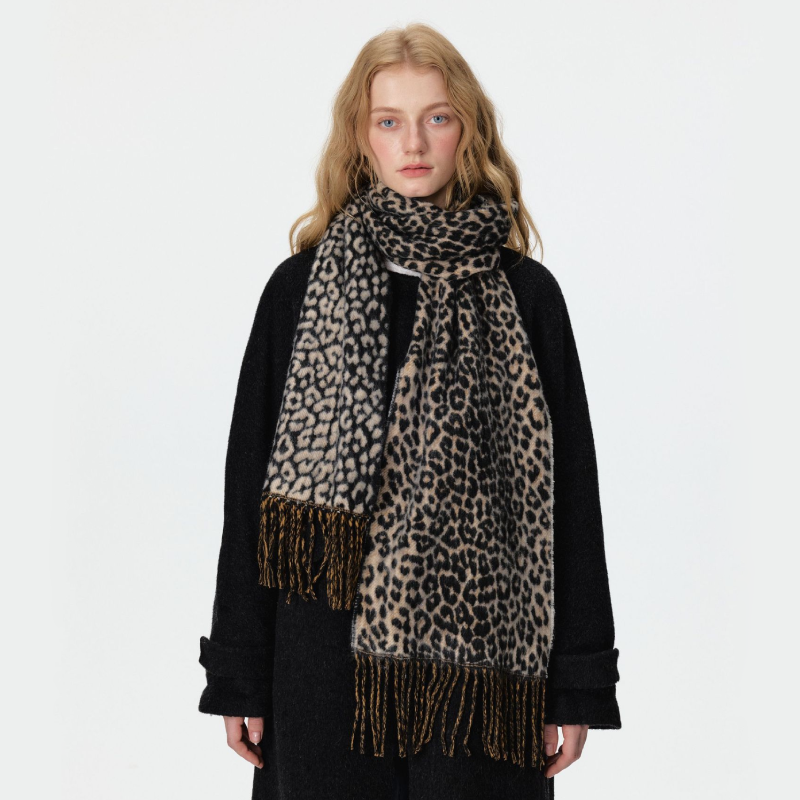 Simple Series Retro Leopard Print Tassel Wool Polyester Blend Winter Scarves h5Picture4