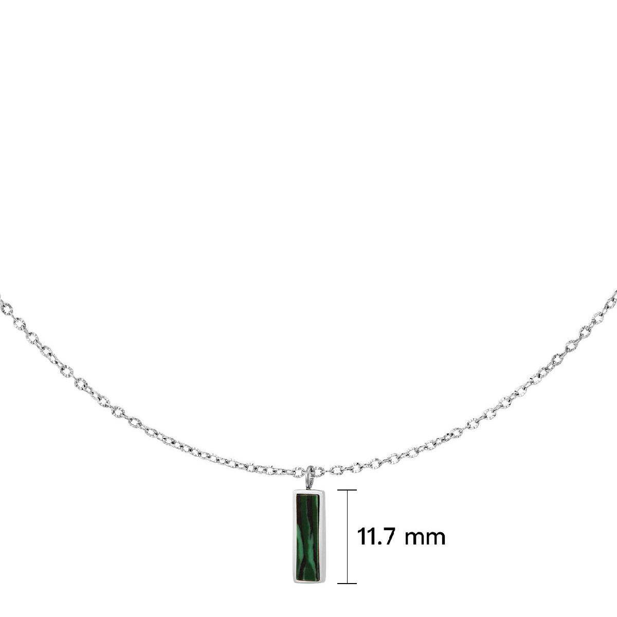 Collar con dije verde Imagen4