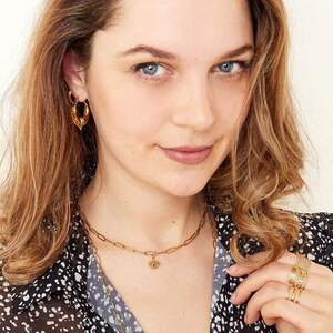 Necklace Surprise! h5 Picture3