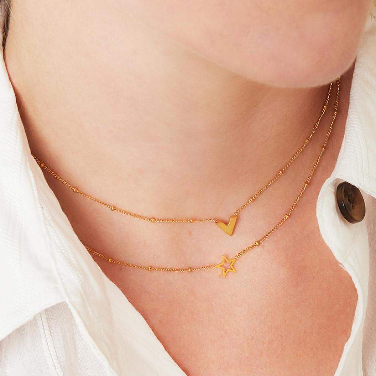Minimalistic necklace open star
