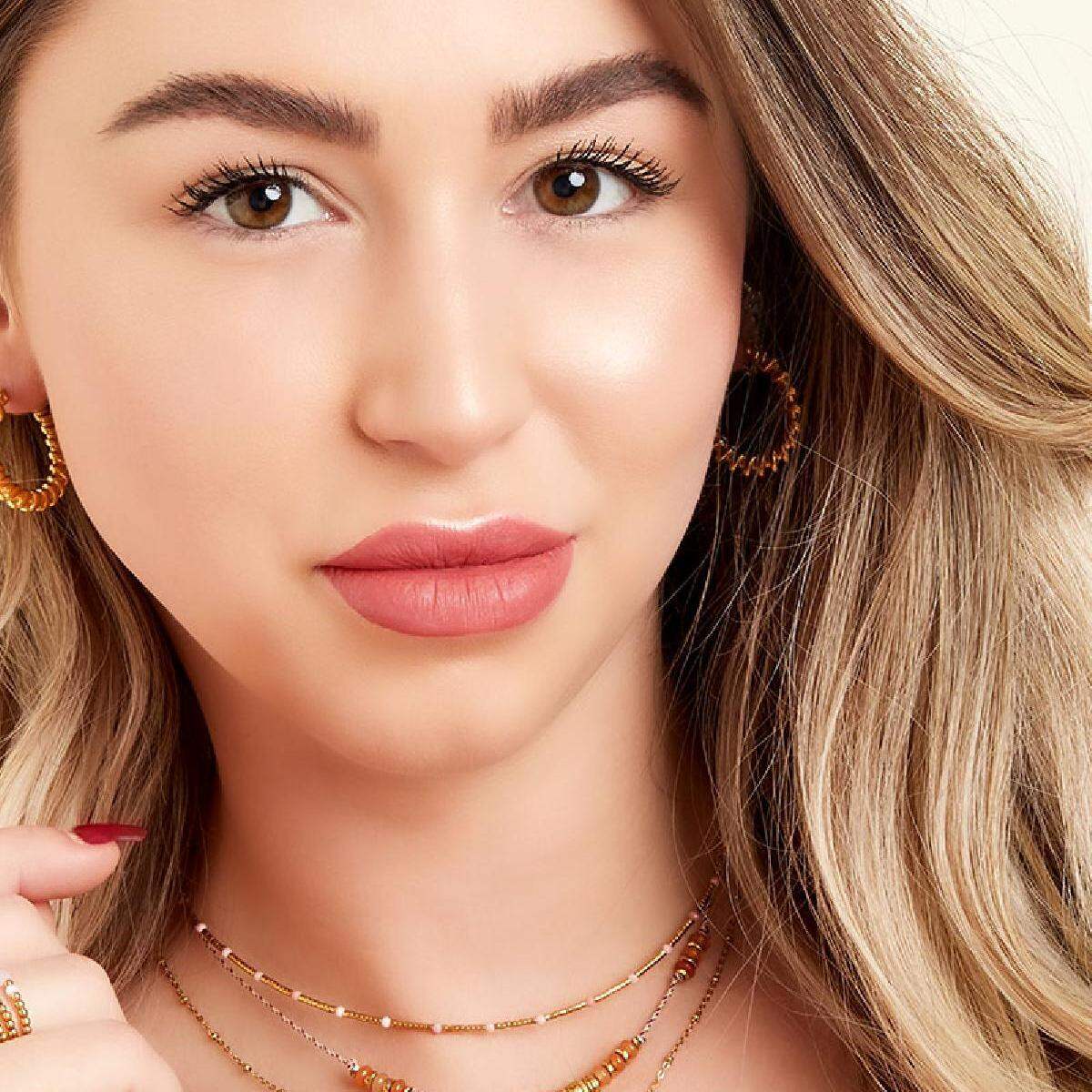 Stainless steel necklace with stone charm
