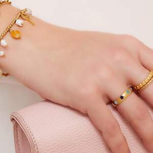 Ring colored stars h5 Picture3