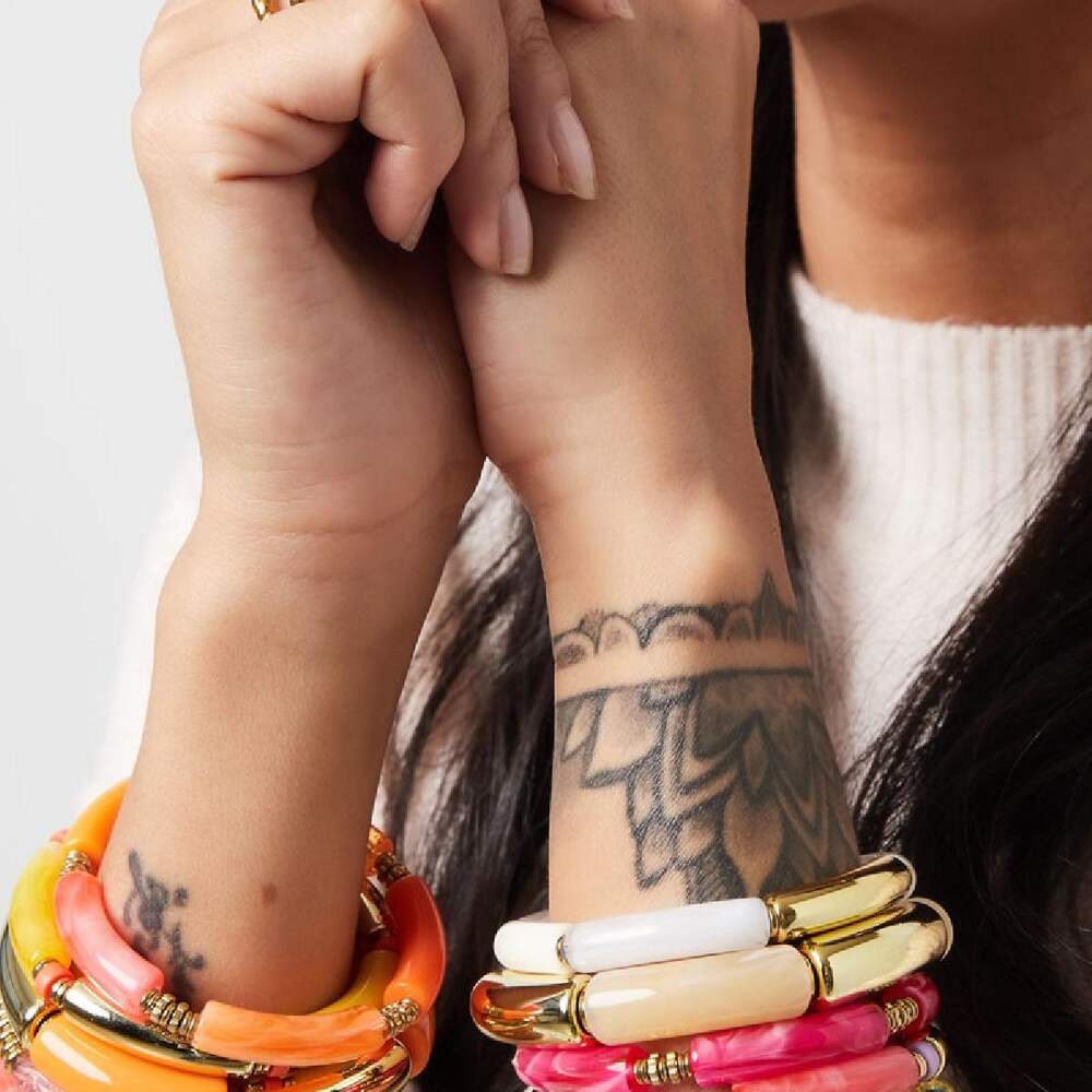 Pulsera tubo oro / color Fucsia y Oro Acrílico h5Imagen4