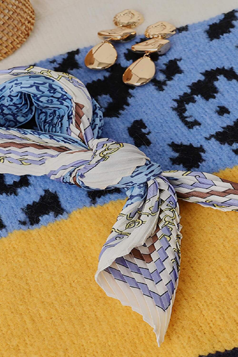 Silky Scarf Belt Print Azul Poliéster h5Imagen3