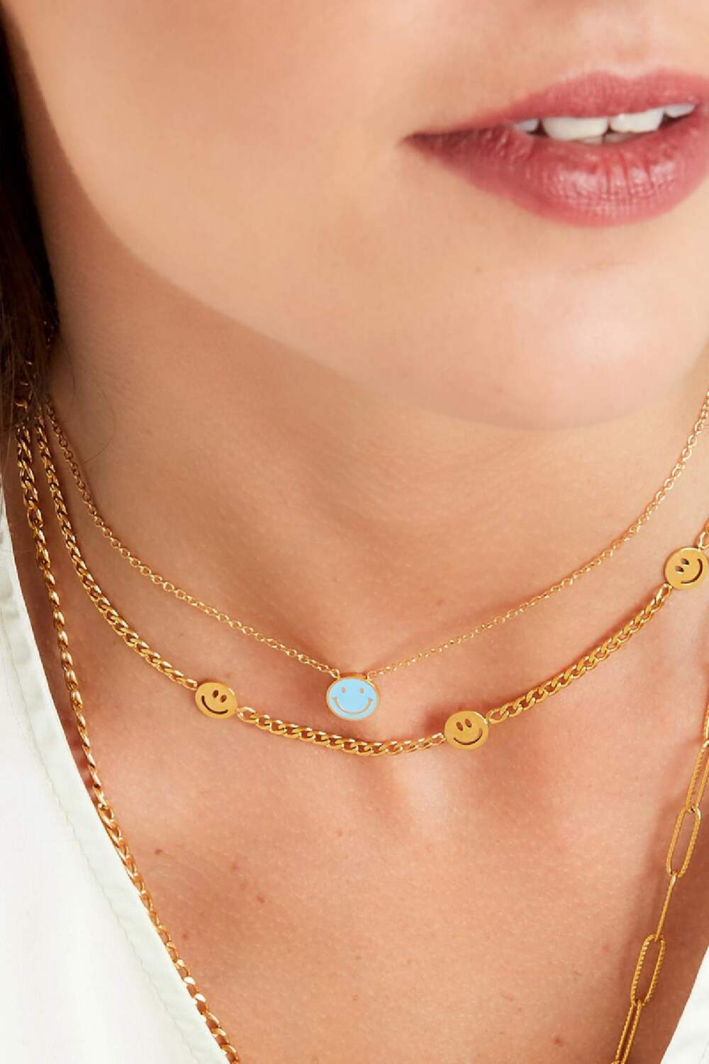 Collana in acciaio inossidabile con tre ciondoli smiley Gold Stainless Steel h5Immagine4