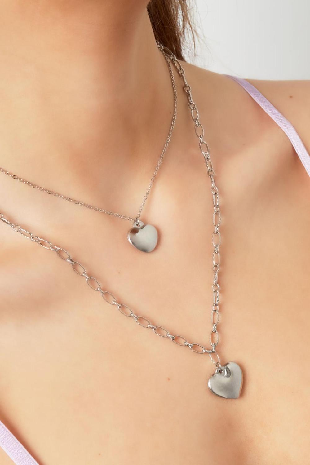 Collar Con Corazón Color Dorado Acero Inoxidable Imagen3