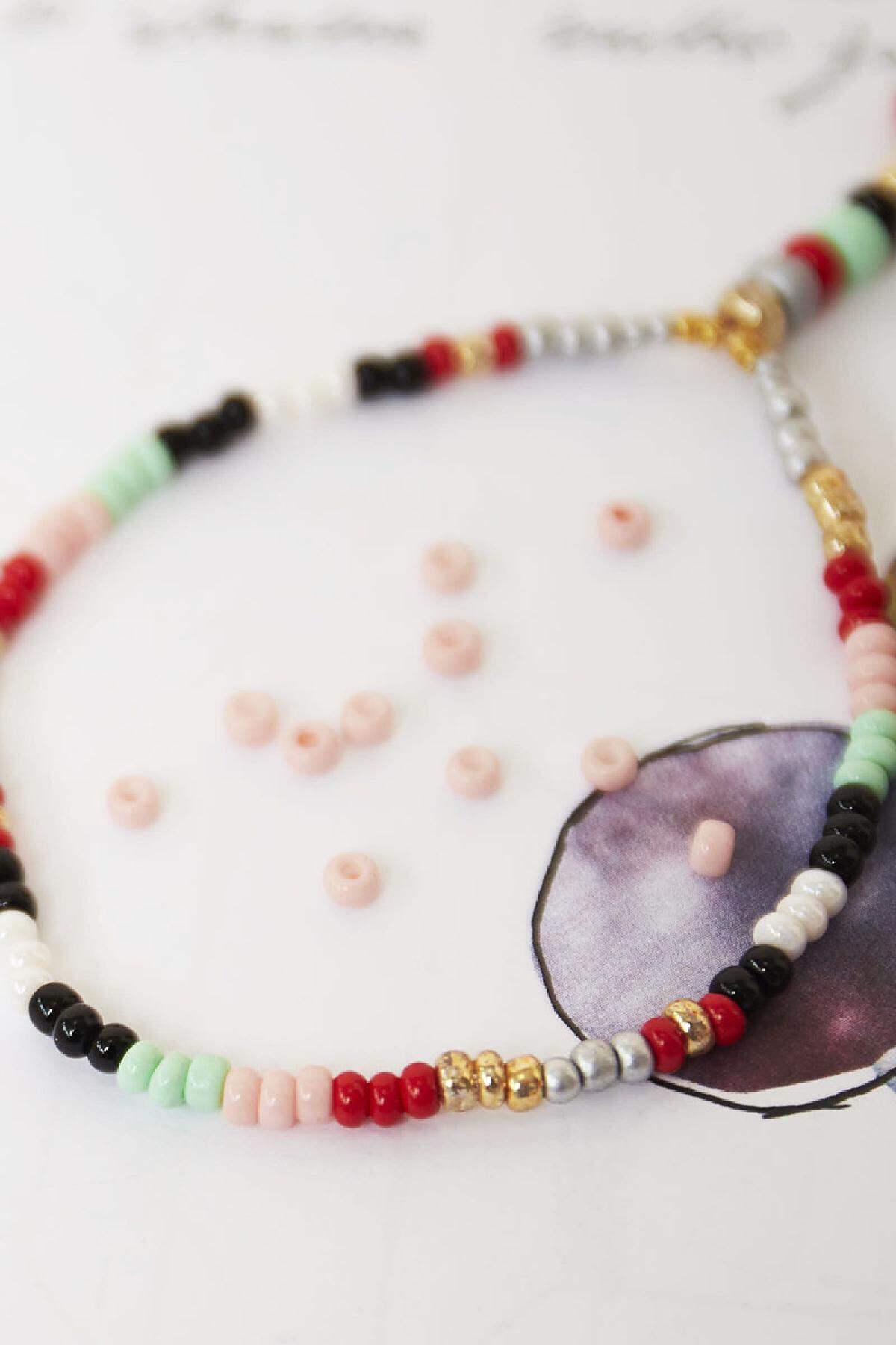 DIY Beads Coloured - 3MM Grey Plastic