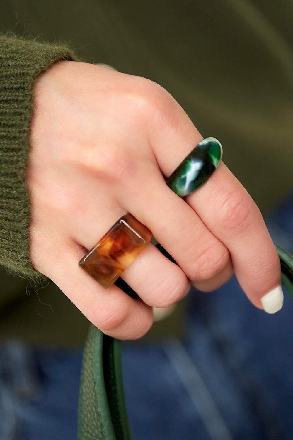 Poly resin ring square Green 17 h5Picture2