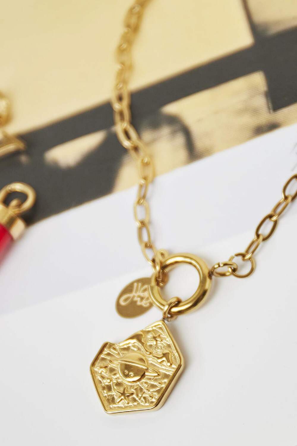 Bracciale Fuori Spazio Gold Stainless Steel h5Immagine3