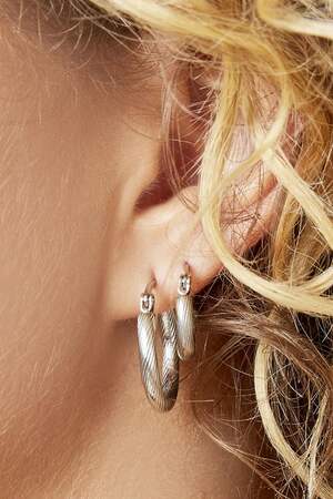 Ohrringe Hoops Twisted 15 mm Silber Edelstahl h5 Bild2