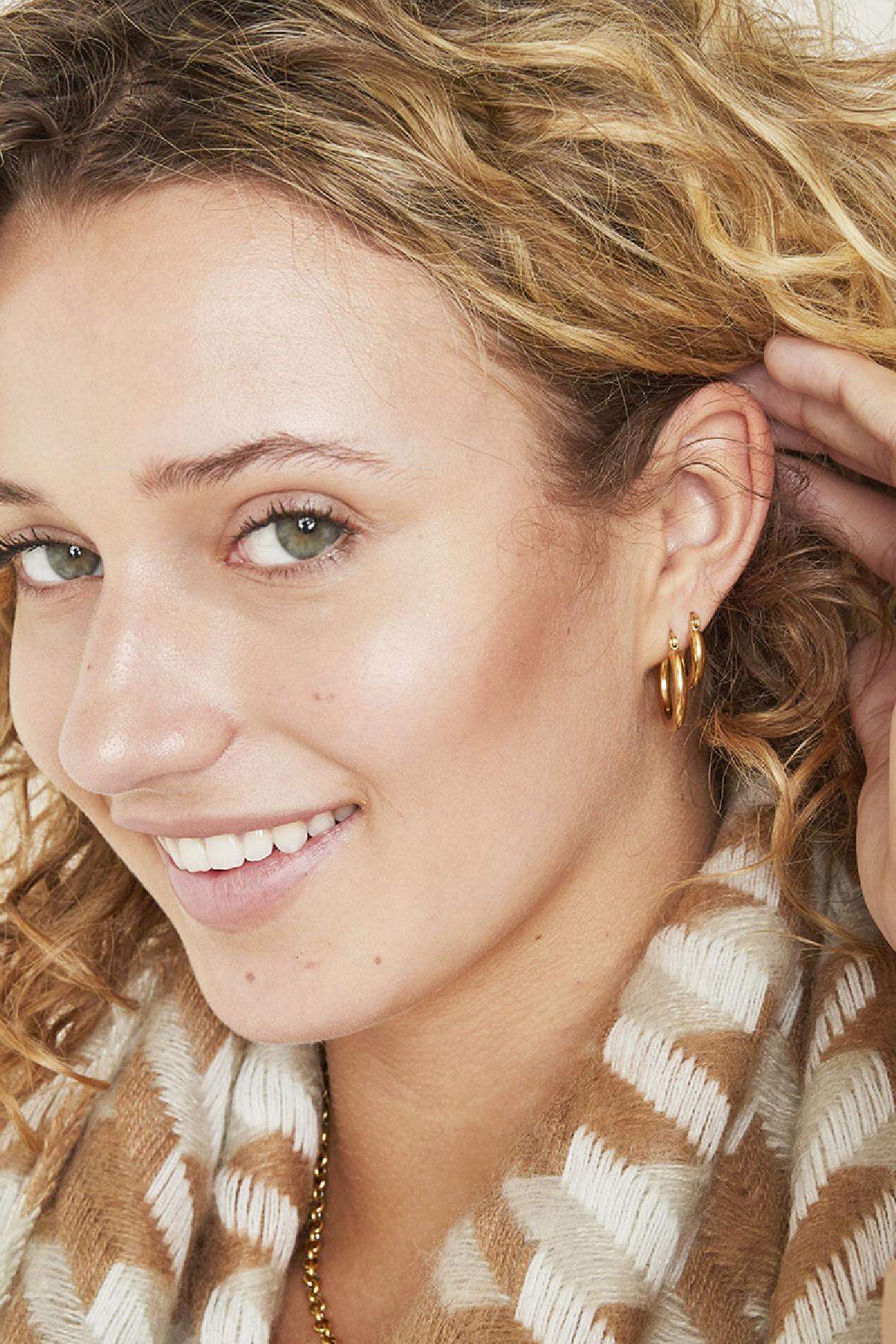 Boucles d'oreilles Hoops Smooth 15 mm Argenté Acier inoxydable Image3