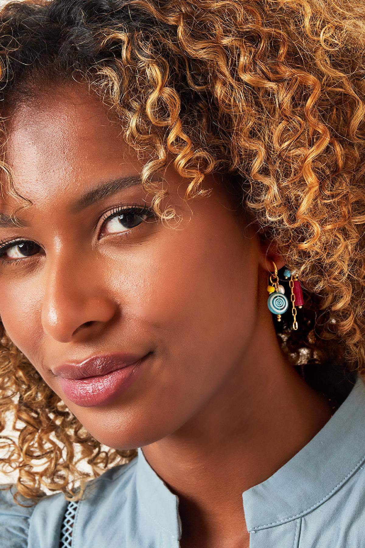 Dangling spiral earrings Blue & Gold Color Stainless Steel 2