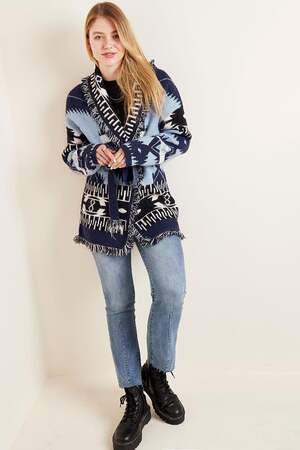 Lange Strickjacke mit Boho-Fransen Blau One size h5 Bild3