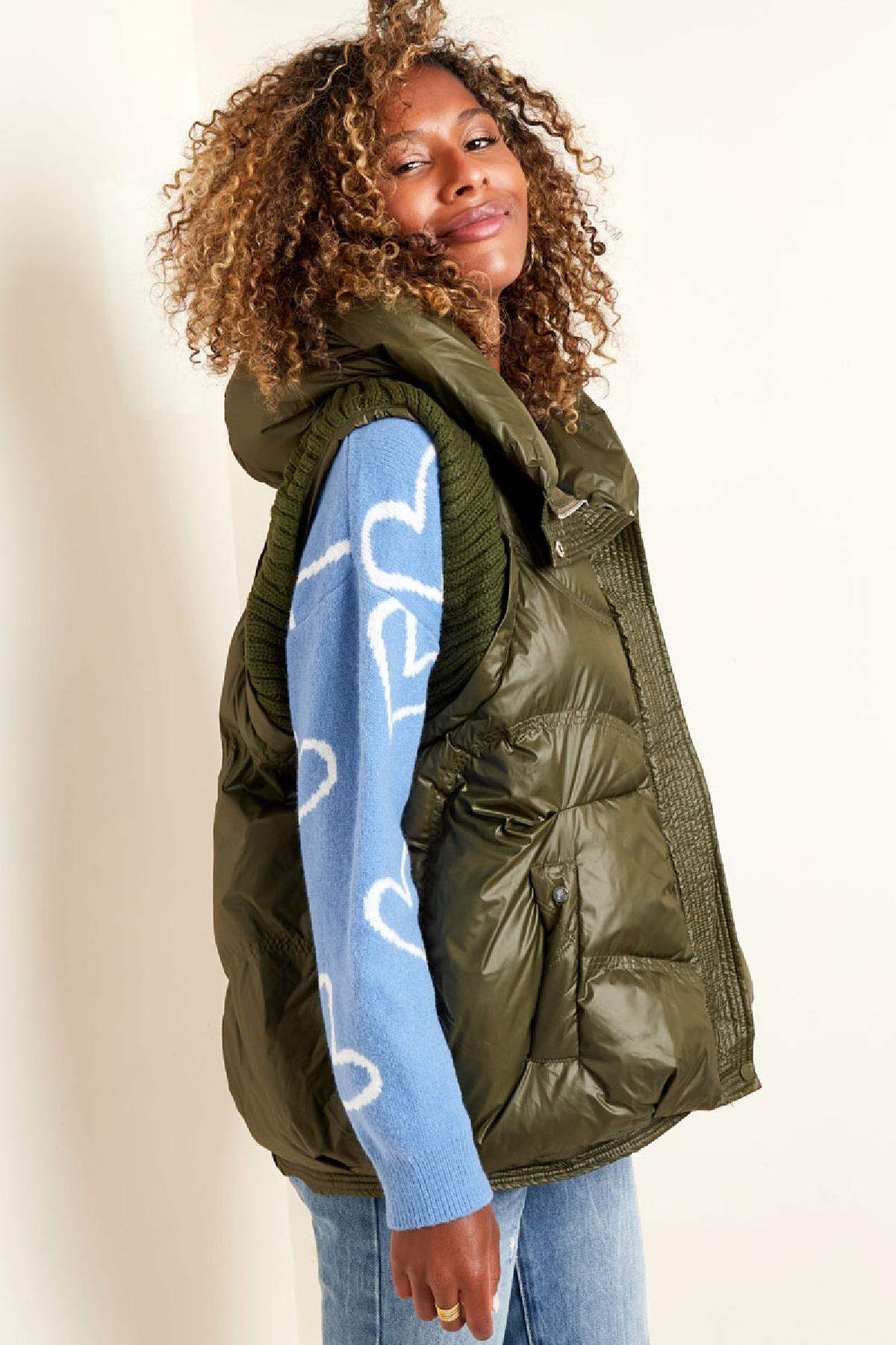 Damen-Quilt-Puffer-Westen mit abnehmbarer Kapuze und vorderen Taschen h5 Bild4