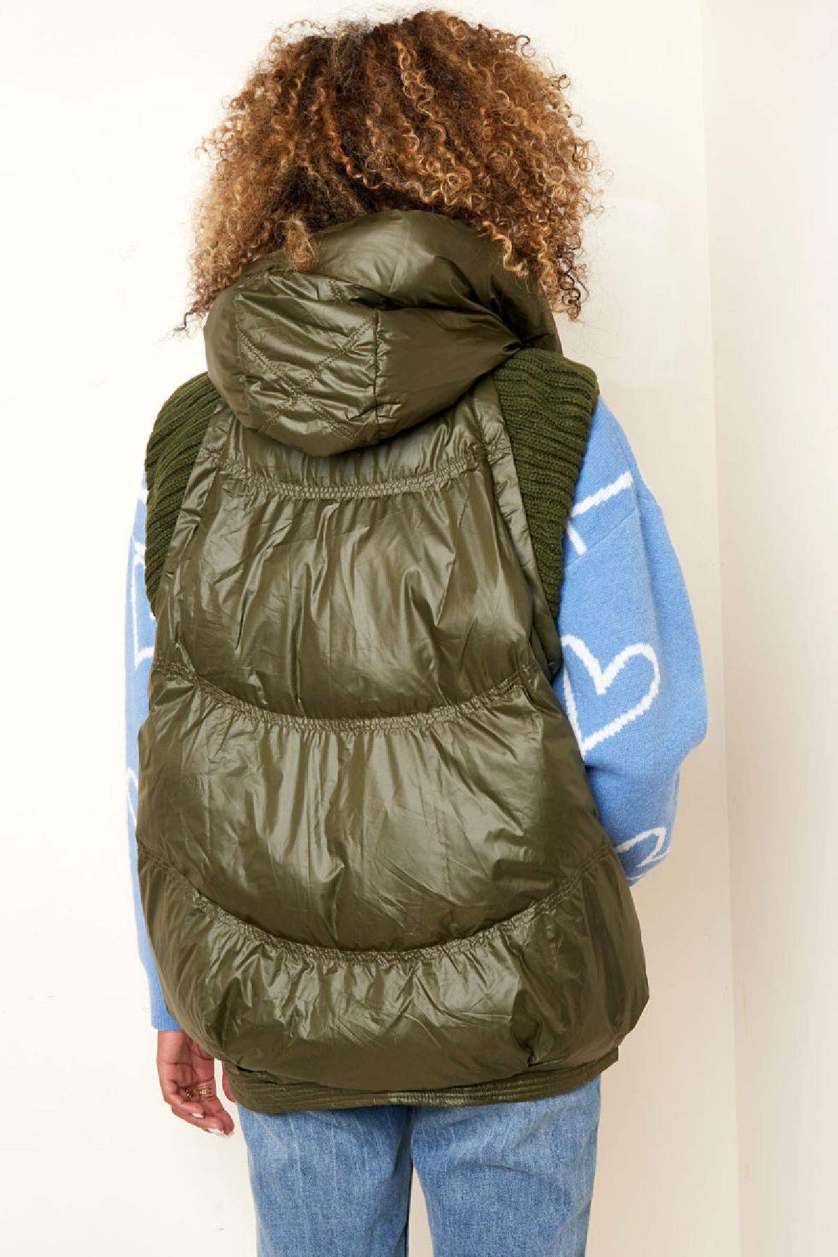 Damen-Quilt-Puffer-Westen mit abnehmbarer Kapuze und vorderen Taschen h5 Bild6