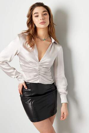 Camicia Donna in Poliestere Elegante con Pieghe Anteriori h5 Immagine2