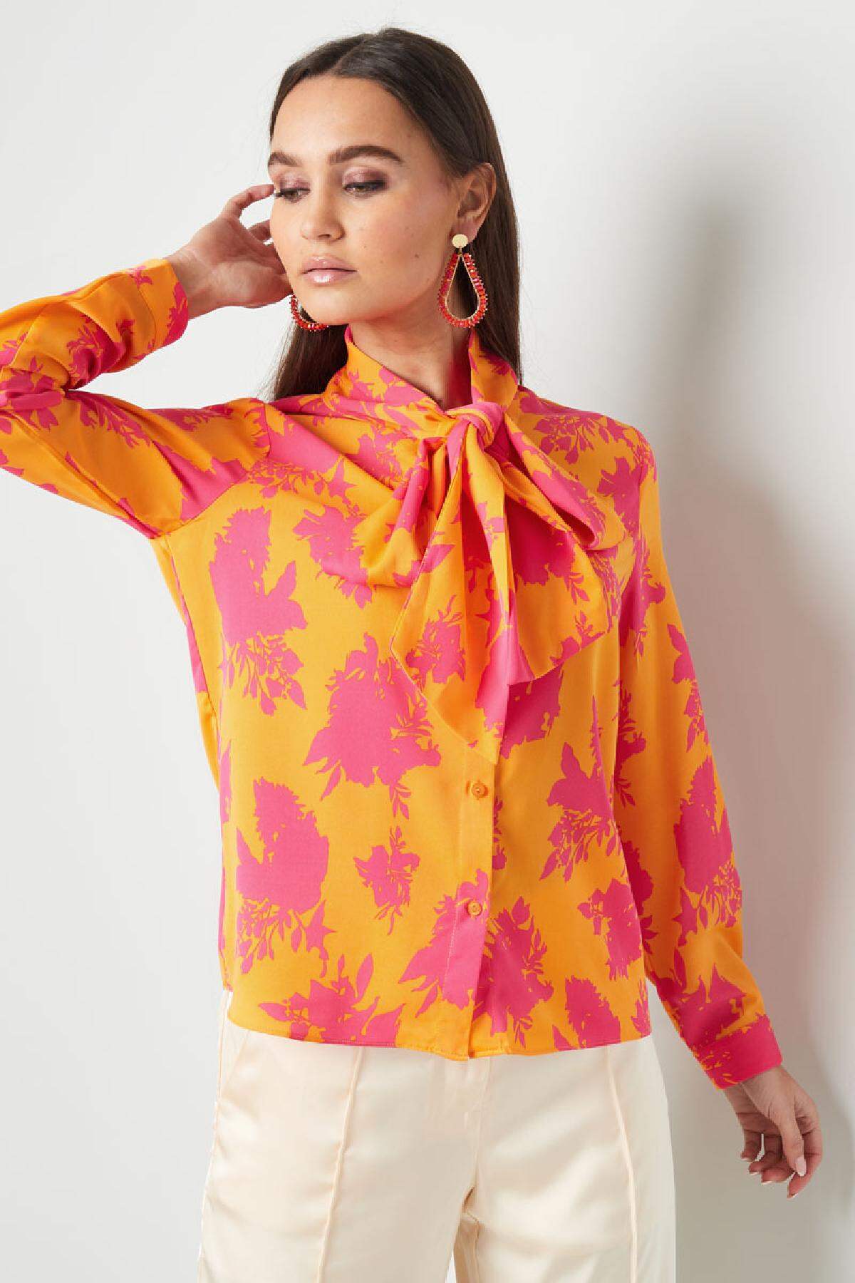 Blusa cuello lazo estampado colorido Fucsia & Amarillo S Imagen2