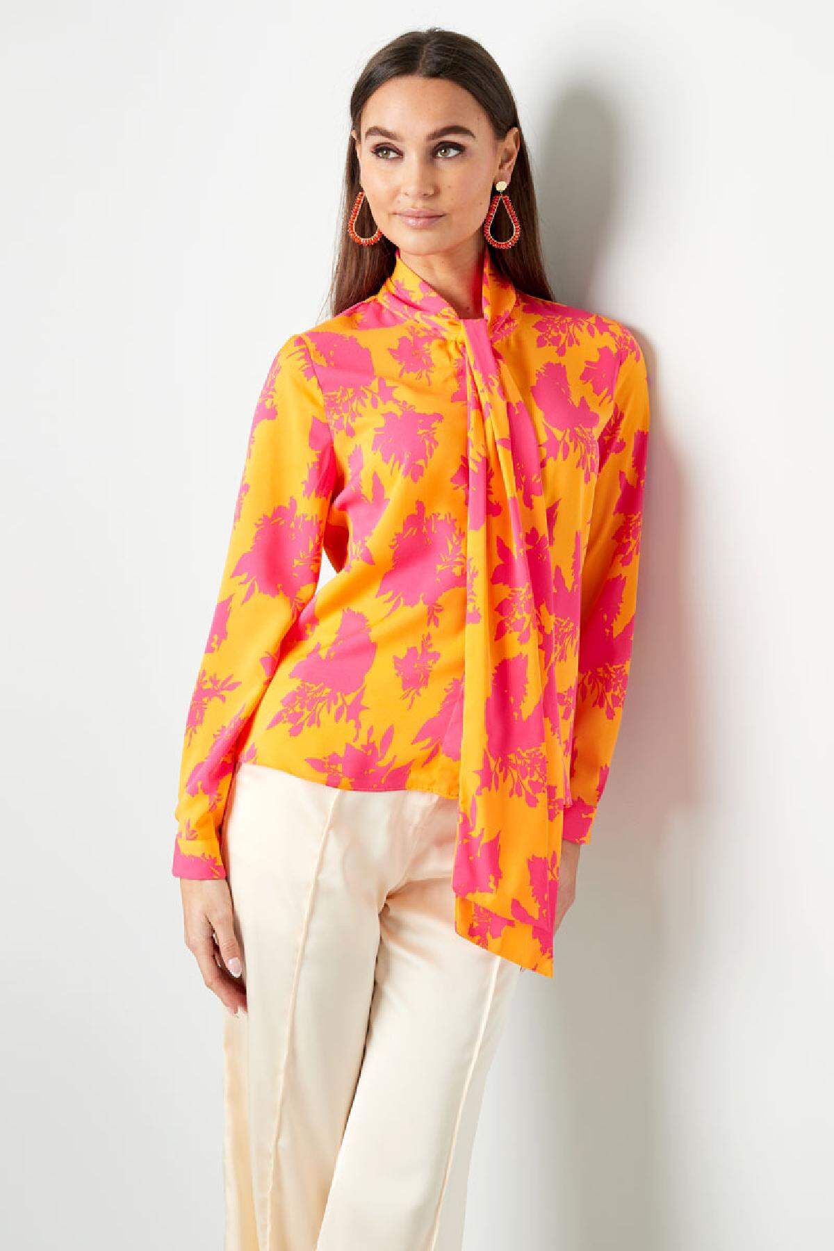 Blusa cuello lazo estampado colorido Fucsia & Amarillo S Imagen4