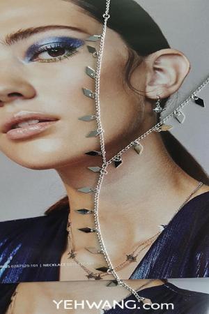 Collana Diamanti Danzanti Silver Color h5 Immagine2
